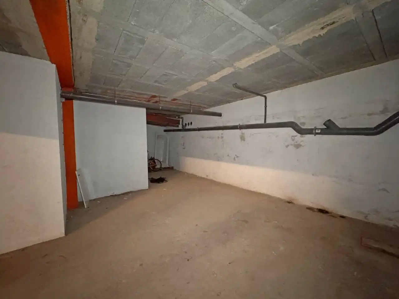 Garaje en venta en La Bisbal d'Empordà