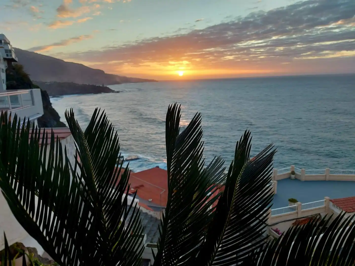 Vista exterior de Piso en venta en Los Realejos con Aire acondicionado, Terraza y Trastero