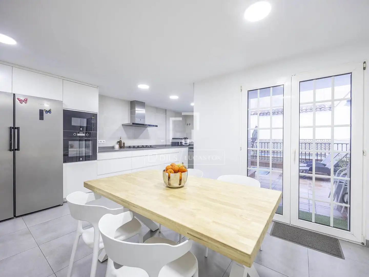 Cuina de Casa o xalet en venda en Riba-roja de Túria amb Aire condicionat, Calefacció i Terrassa