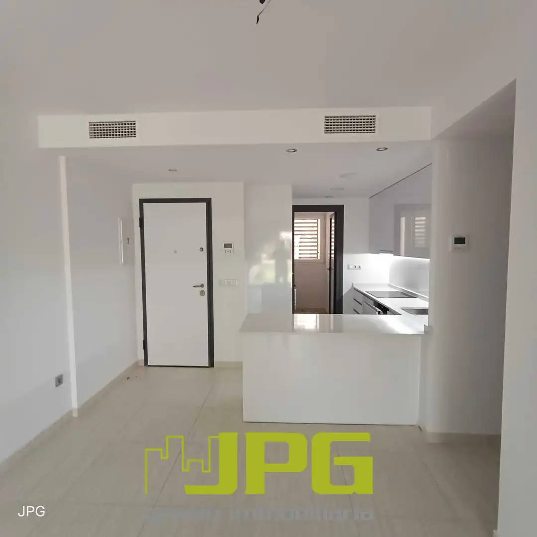 Piso en venta en Calle Violoncellista Vicente Perello, 1, PAU 5