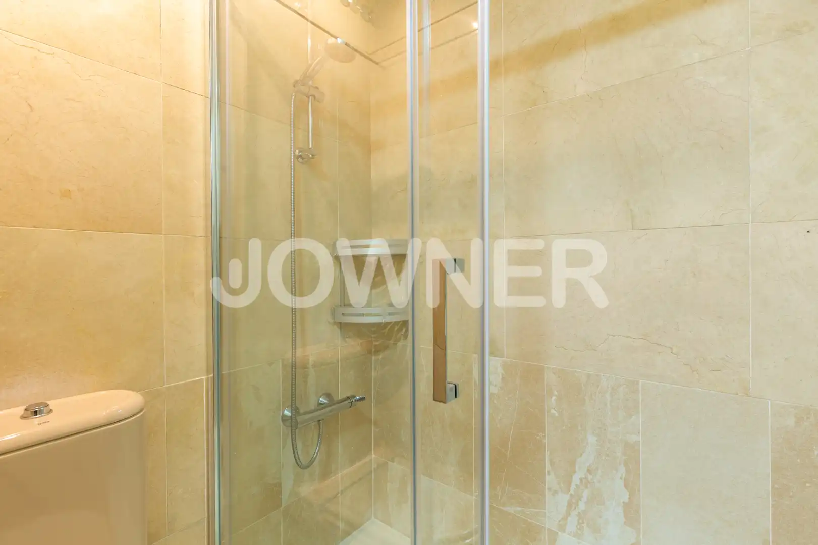 Baño de Piso en venta en Madrid con Aire acondicionado, Terraza y Horno