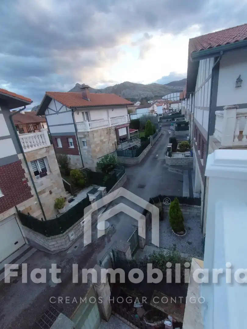 Habitatge amb terrassa en venda a Barrio Sámano 85b, imagen 57
