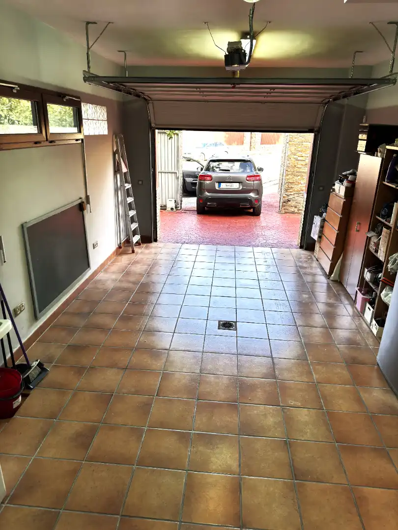 Parking de Casa o chalet en venta en Carmona con Aire acondicionado, Calefacción y Jardín privado