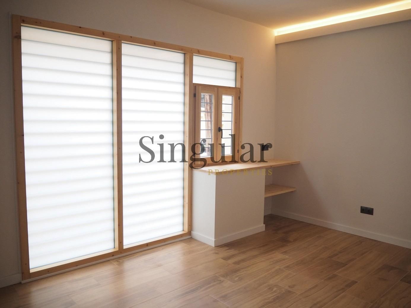 Habitación de Piso en venta en  Barcelona Capital con Aire acondicionado y Parquet