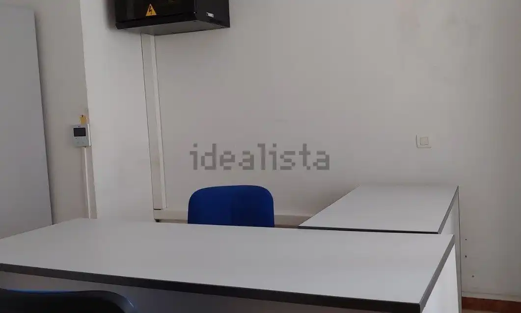 Office for rent in Palencia  with Air Conditioner and Heating
