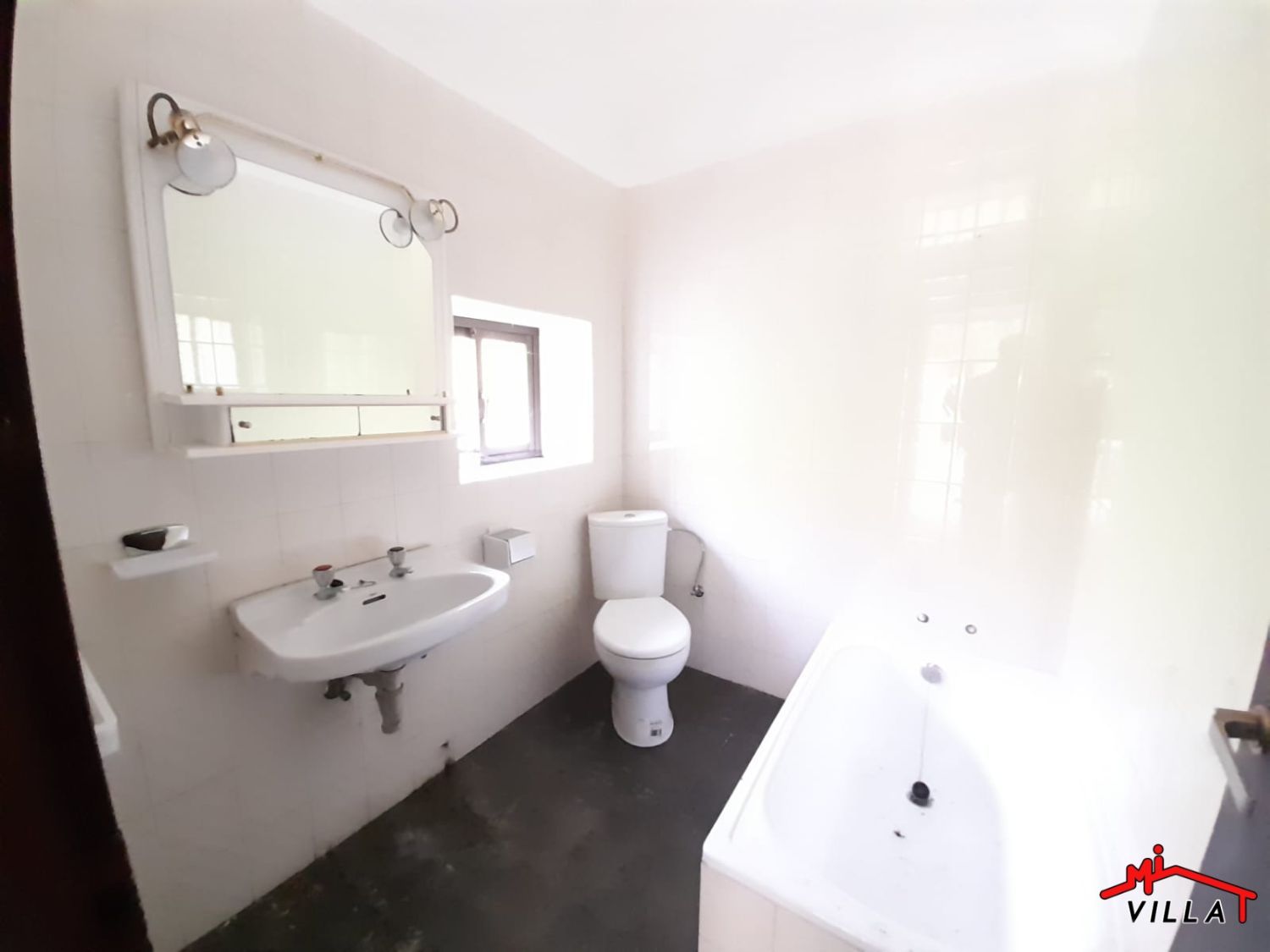 Bathroom of Houses for sale in Ampuero  with Balcony