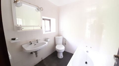 Casa Pueblo en venta en Ampuero, 5 dormitorios., imatge 3