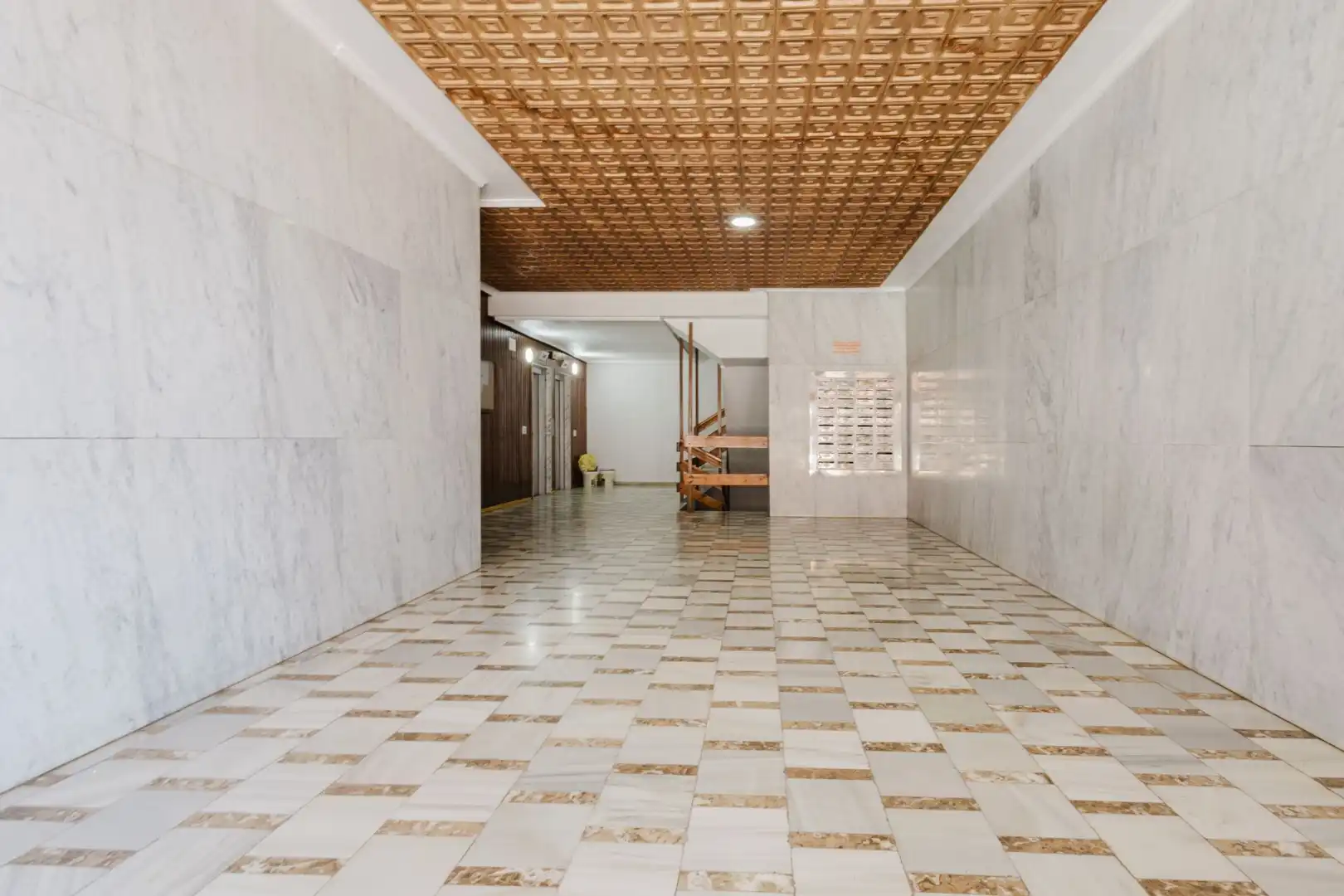 Apartment mit Pool zum Verkauf in Gregorio marañón, imagen 3