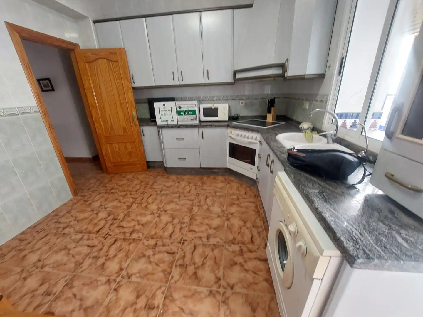 Cocina de Casa o chalet en venta en Roquetas de Mar con Aire acondicionado, Calefacción y Terraza
