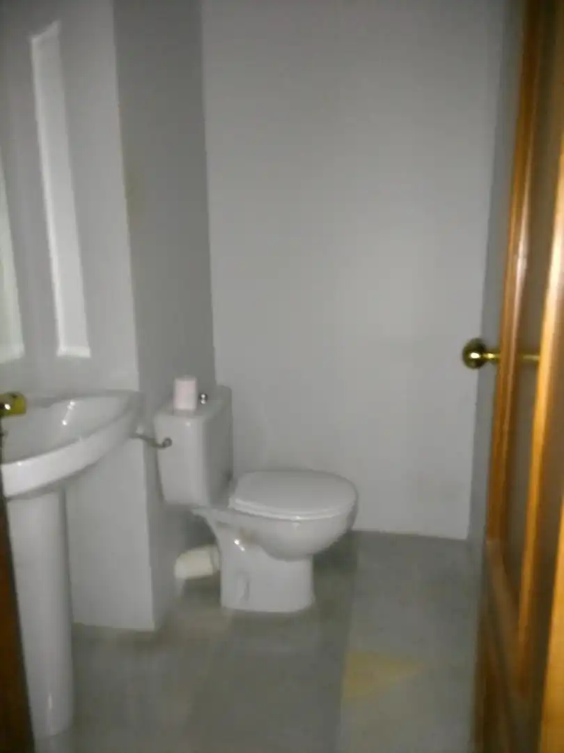 Badezimmer von Büro zum Verkauf in Carretera de Cádiz