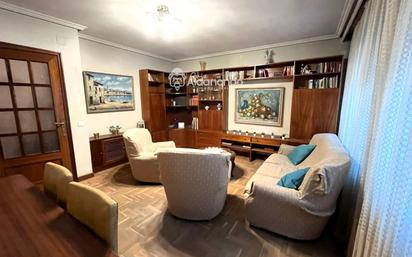 Living room of Flat for sale in Salamanca Capital  with Heating and Terrace