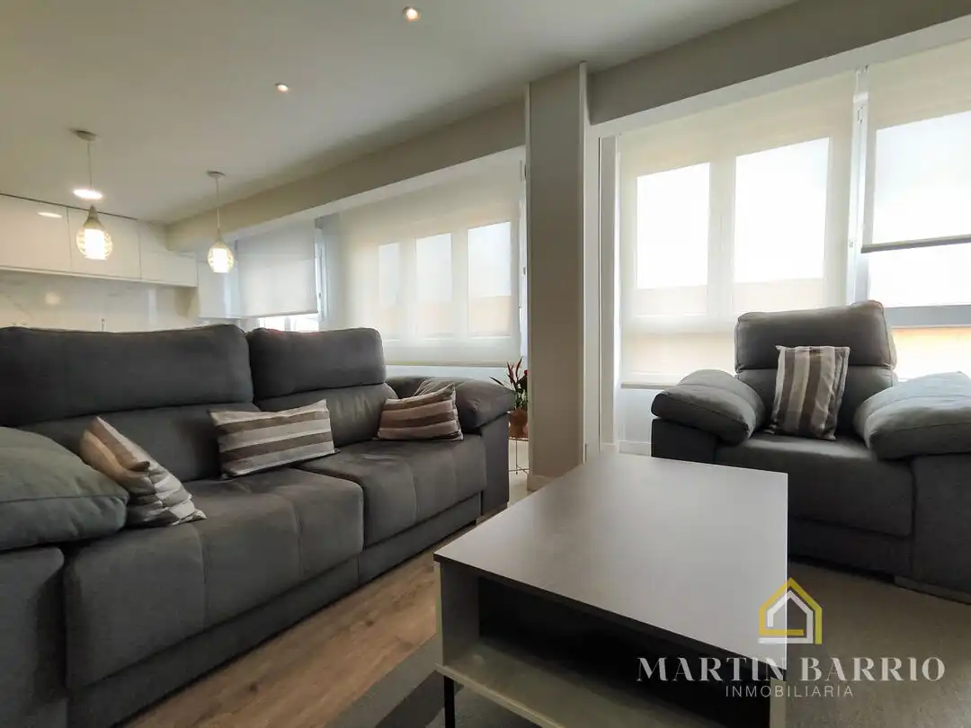 Sala de estar de Piso en venta en Muskiz con Calefacción, Jardín privado y Amueblado