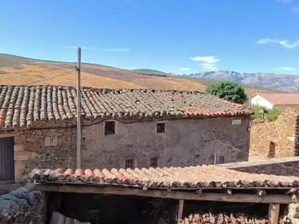 Casa adosada en venda a San Juan de Gredos, Ávila