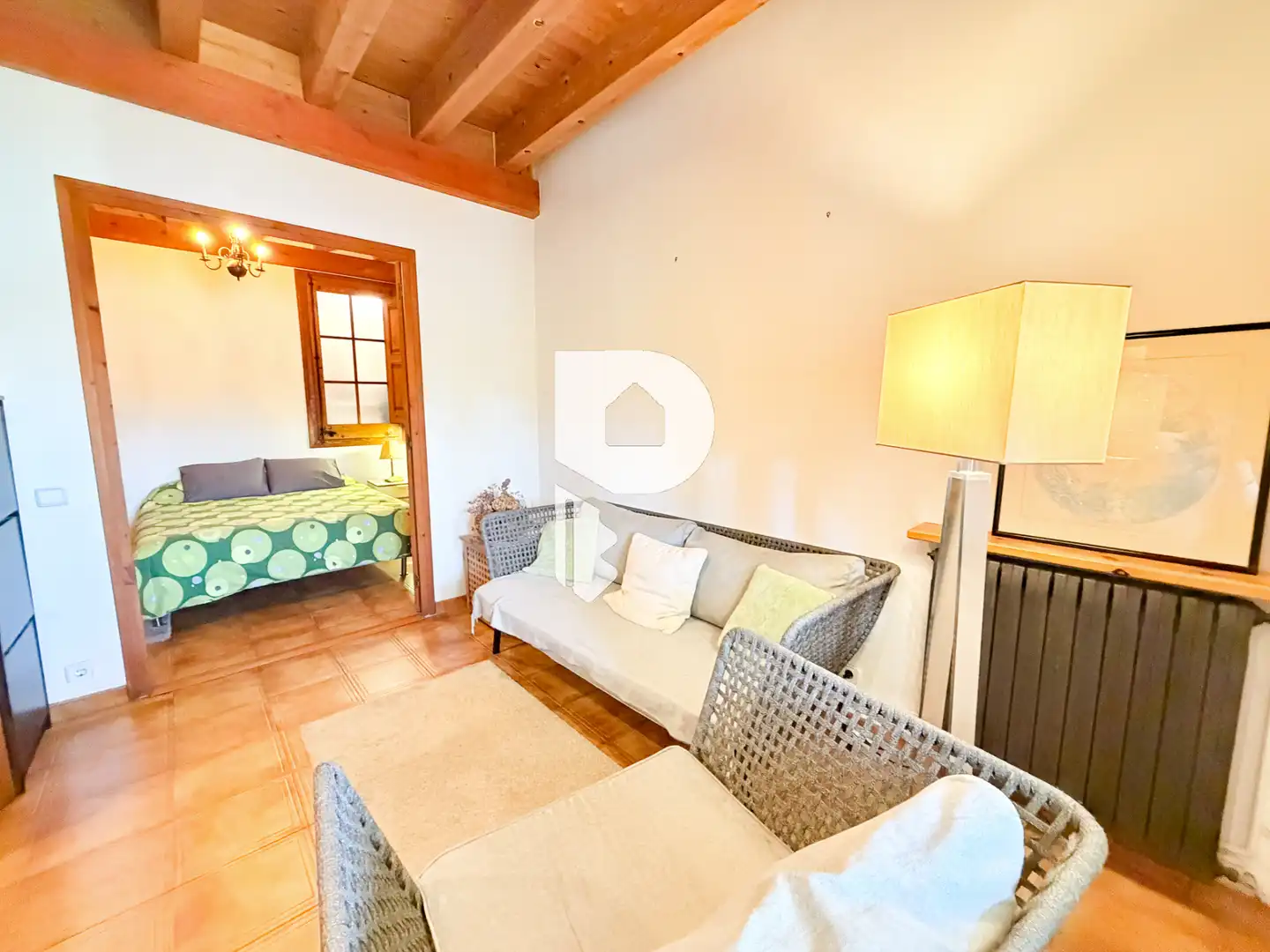 Sala de estar de Casa adosada en venta en Sant Vicenç Dels Horts con Aire acondicionado, Calefacción y Jardín privado