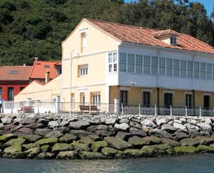 Vista exterior de Casa o xalet en venda en Avilés amb Terrassa