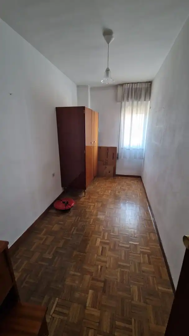 Bedroom of Flat for sale in León Capital   with Heating, Parquet flooring and Terrace