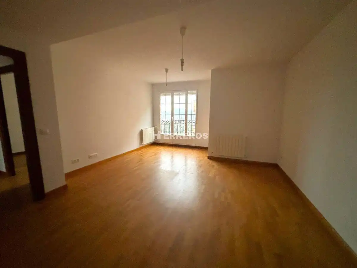 Bedroom of Flat for sale in Uruñuela  with Heating, Parquet flooring and Terrace