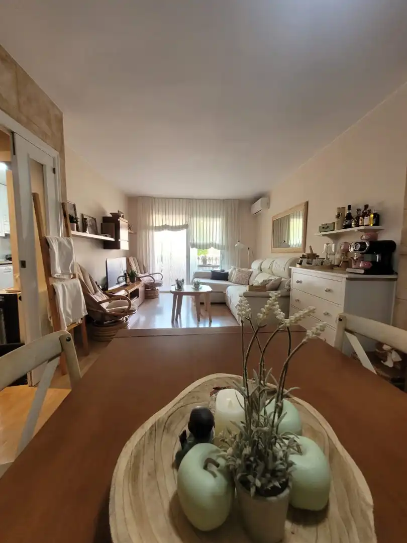 Sala de estar de Piso en venta en Martorell con Aire acondicionado, Parquet y Horno