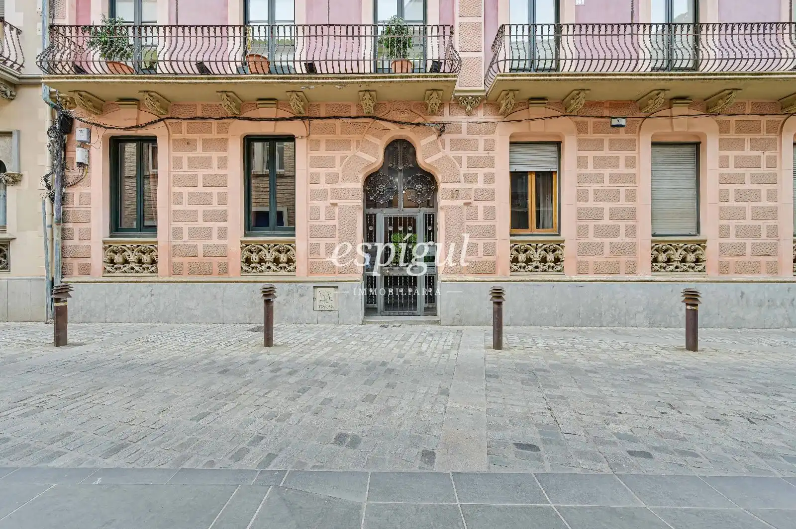 Vista exterior de Piso en venta en Girona con Calefacción, Terraza y Amueblado