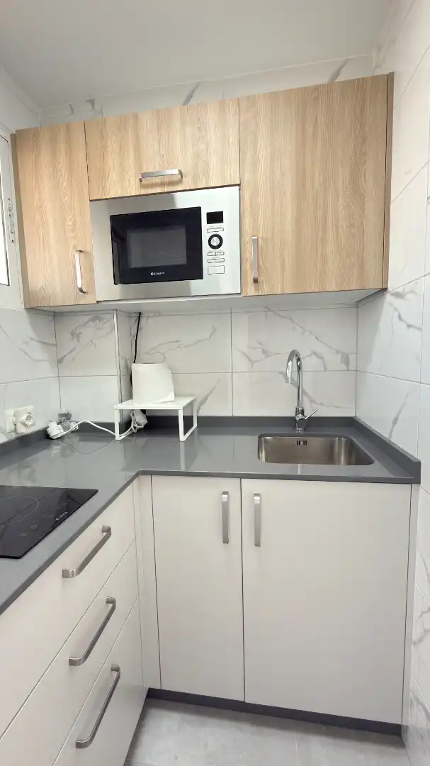 Wohnung zur Miete in Poniente - Faro