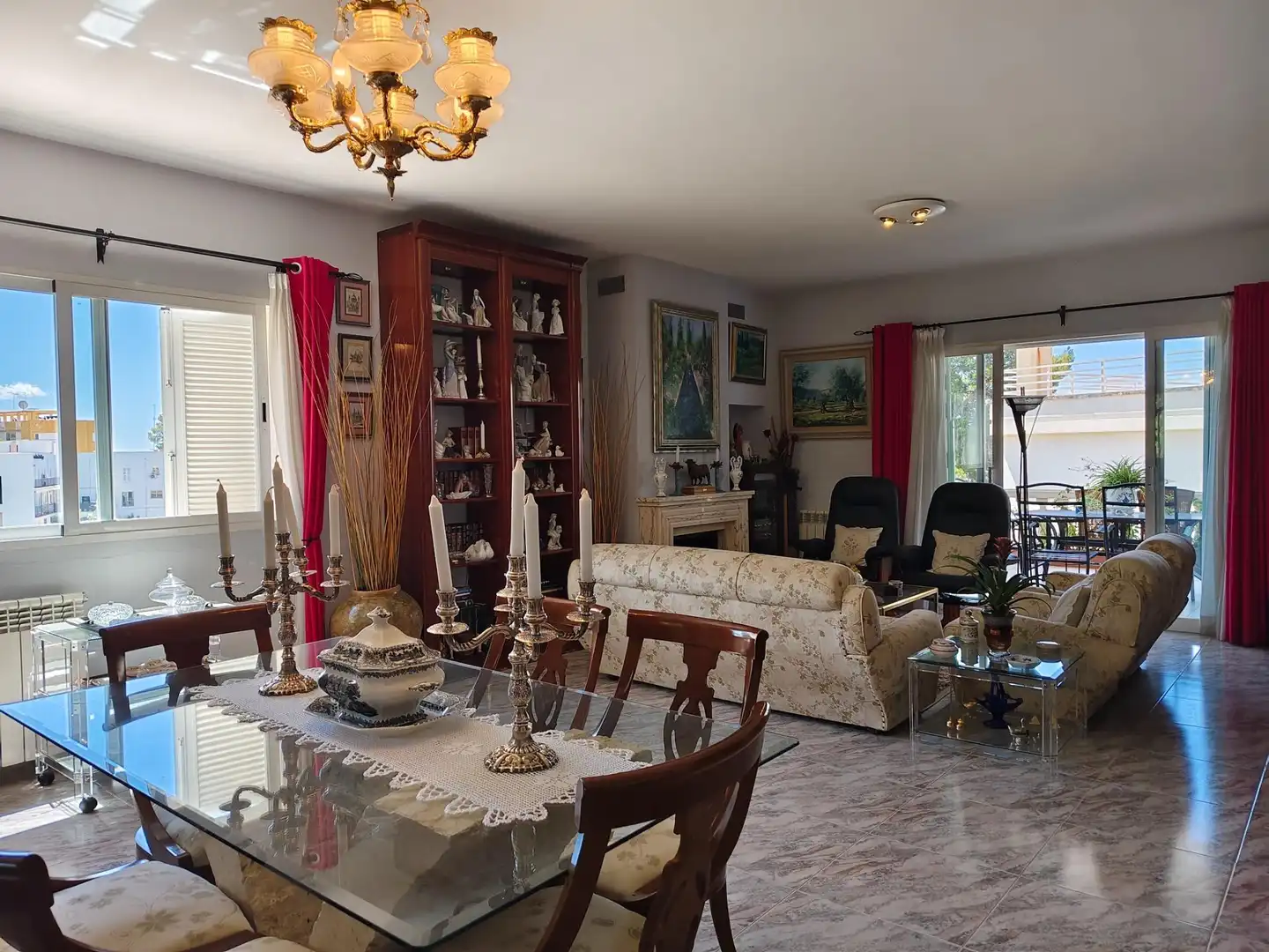 Living room of Houses for sale in  Palma de Mallorca  with Air Conditioner, Heating and Private garden