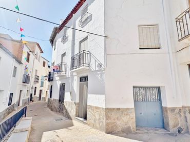 Casa en venta en Calle Jazmines 2