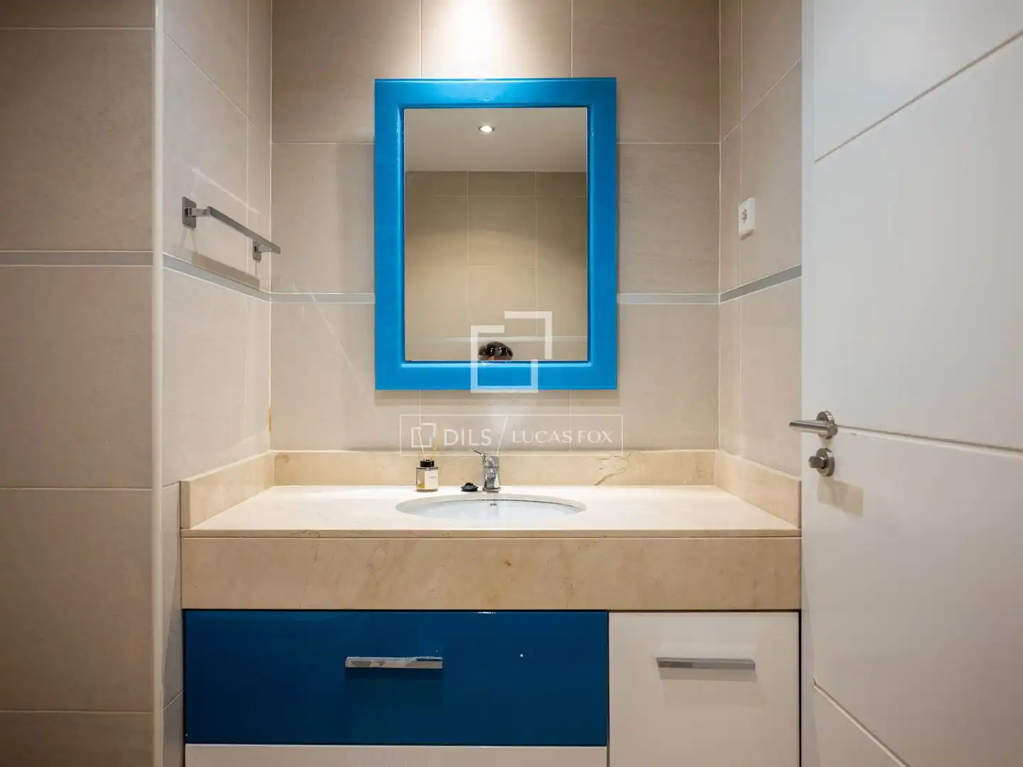Badezimmer von Wohnung zur Miete in Majadahonda mit Klimaanlage, Heizung und Privatgarten