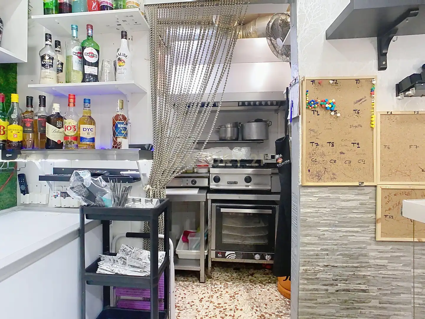 Cocina de Local en traspaso en Torremolinos con Aire acondicionado