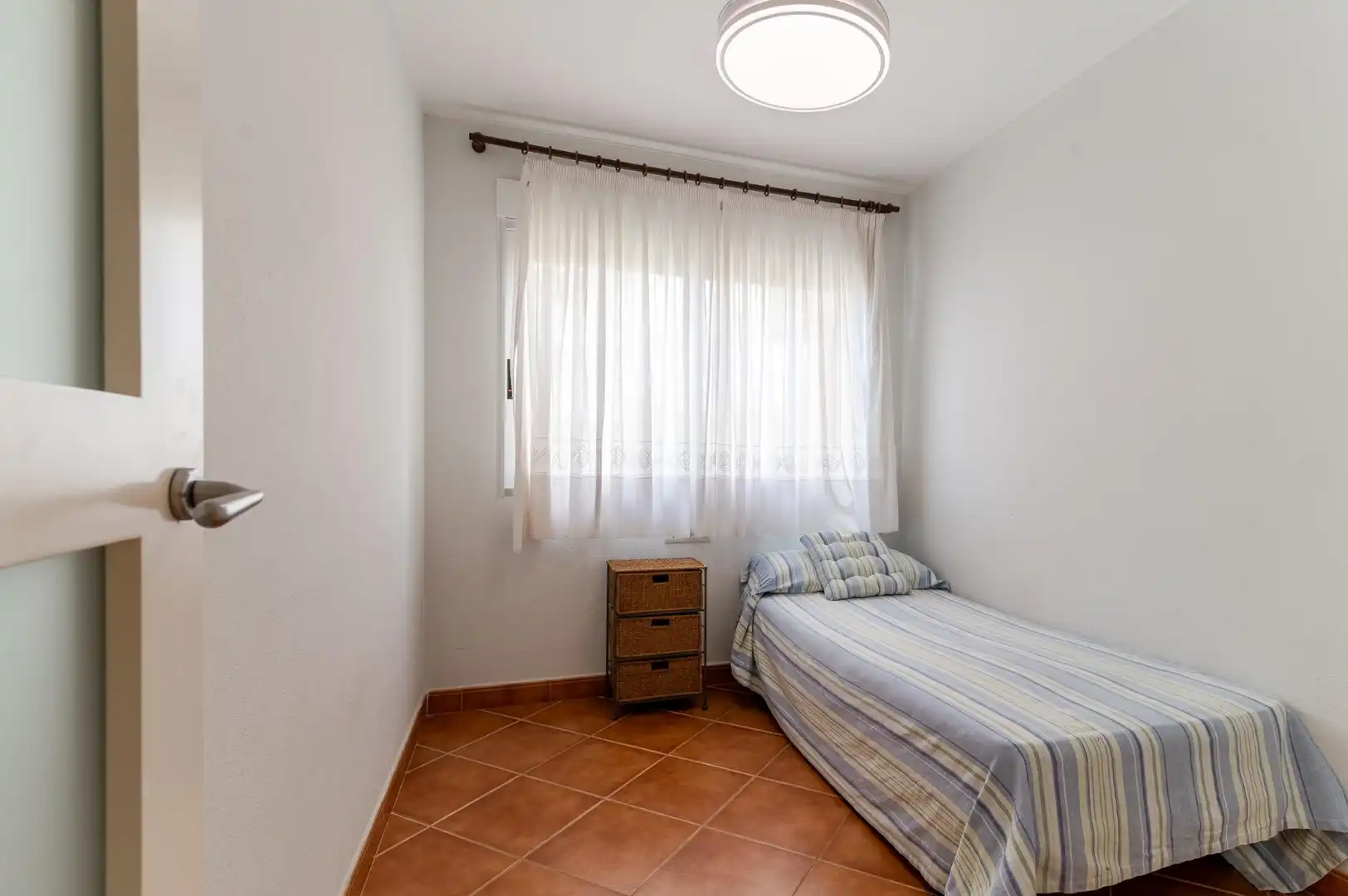 Apartamento con ascensor en venta en Passeig Marítimo Bernat Artola 30, imagen 32