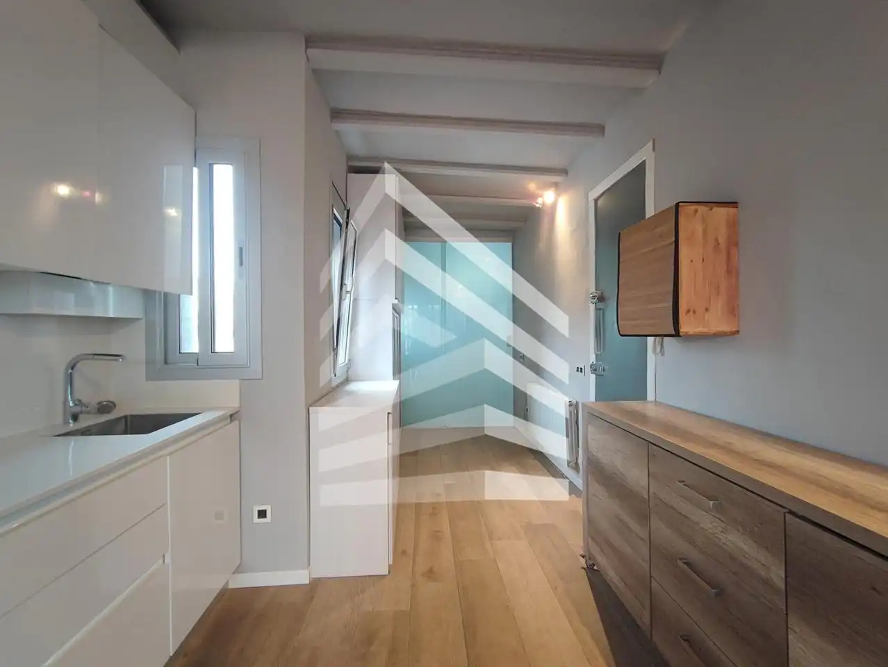 Estudio de alquiler en Daoiz I Velarde, Sants