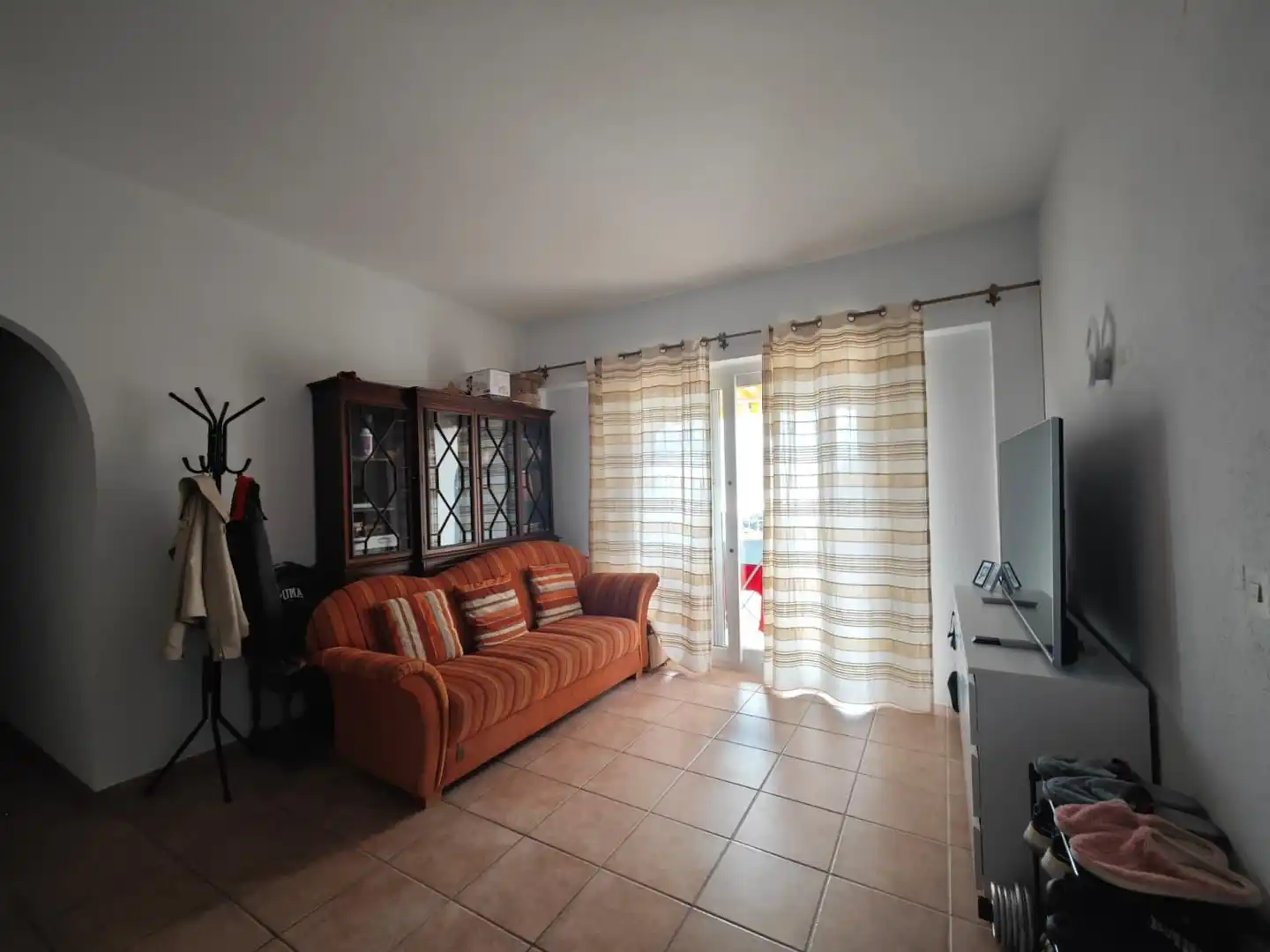 Casa con piscina en venta en Carrer de Montecarlo 43, imagen 9