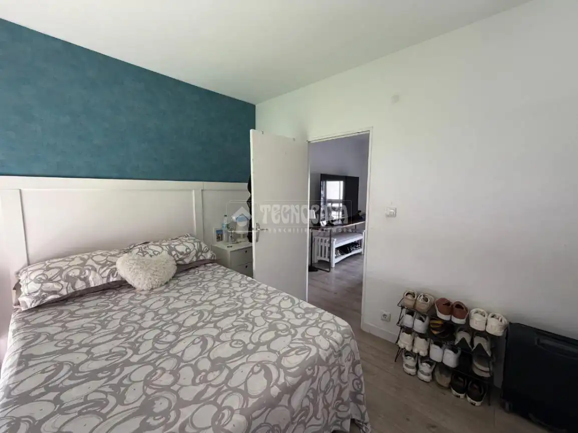 Habitación de Piso en venta en Madrid con Terraza