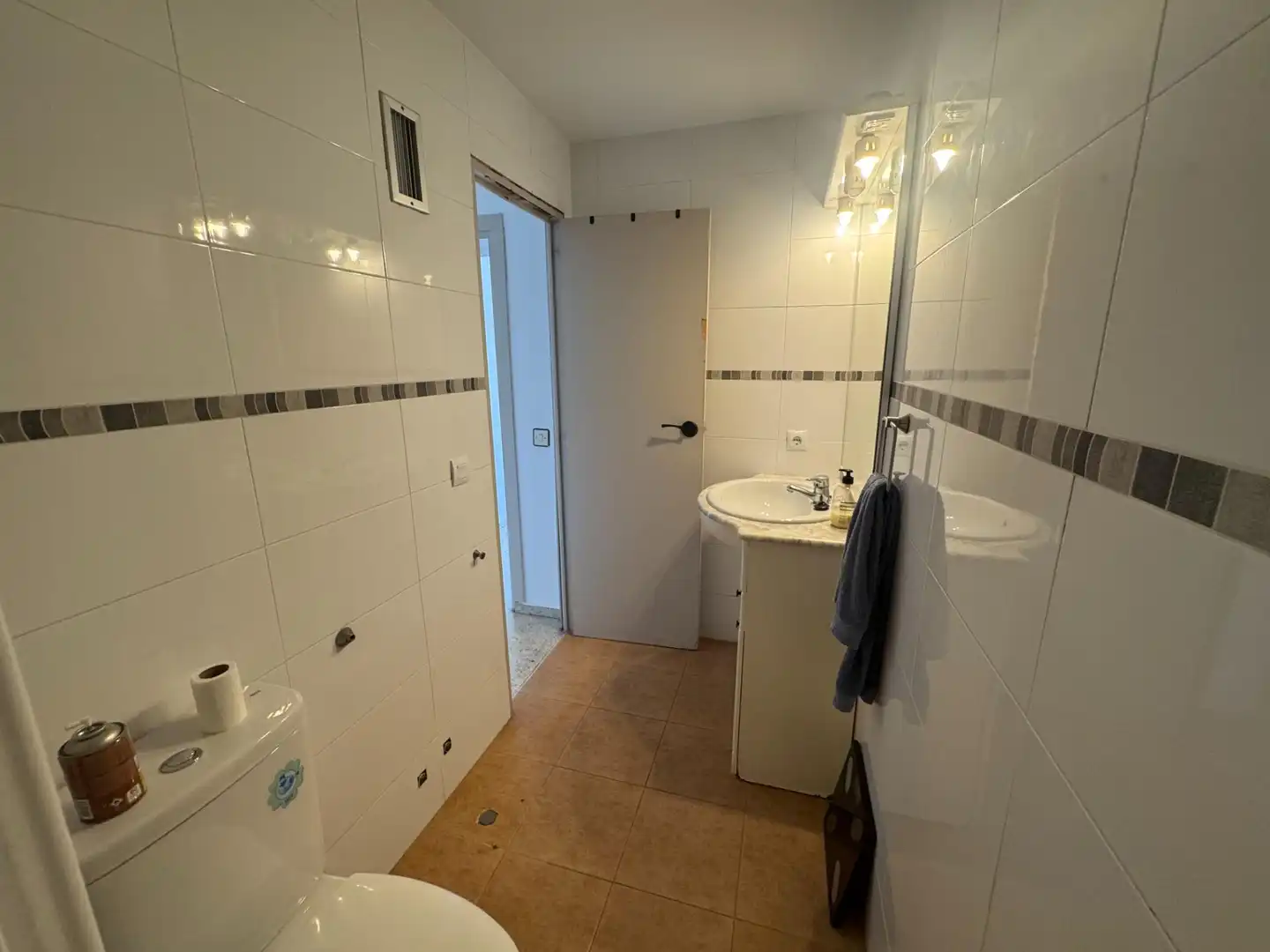 Baño de Piso en venta en Córdoba con Aire acondicionado, Terraza y Amueblado