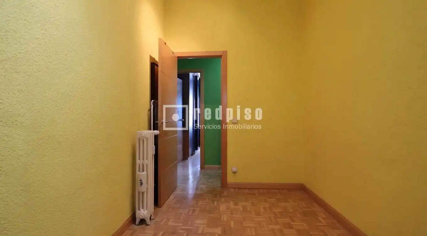 Piso en venta en Ríos Rosas - Nuevos Ministerios