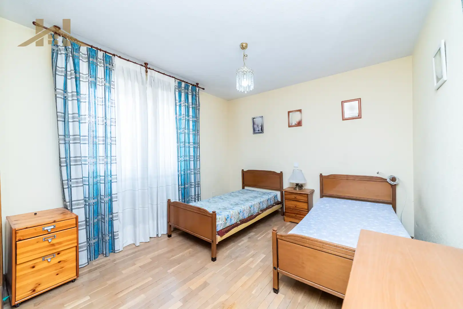 Habitación de Casa adosada en venta en Navalcarnero con Aire acondicionado, Calefacción y Jardín privado
