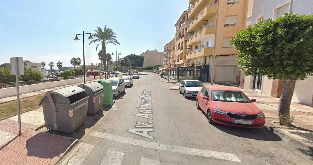 Außenansicht von Geschaftsraum zum Verkauf in Roquetas de Mar