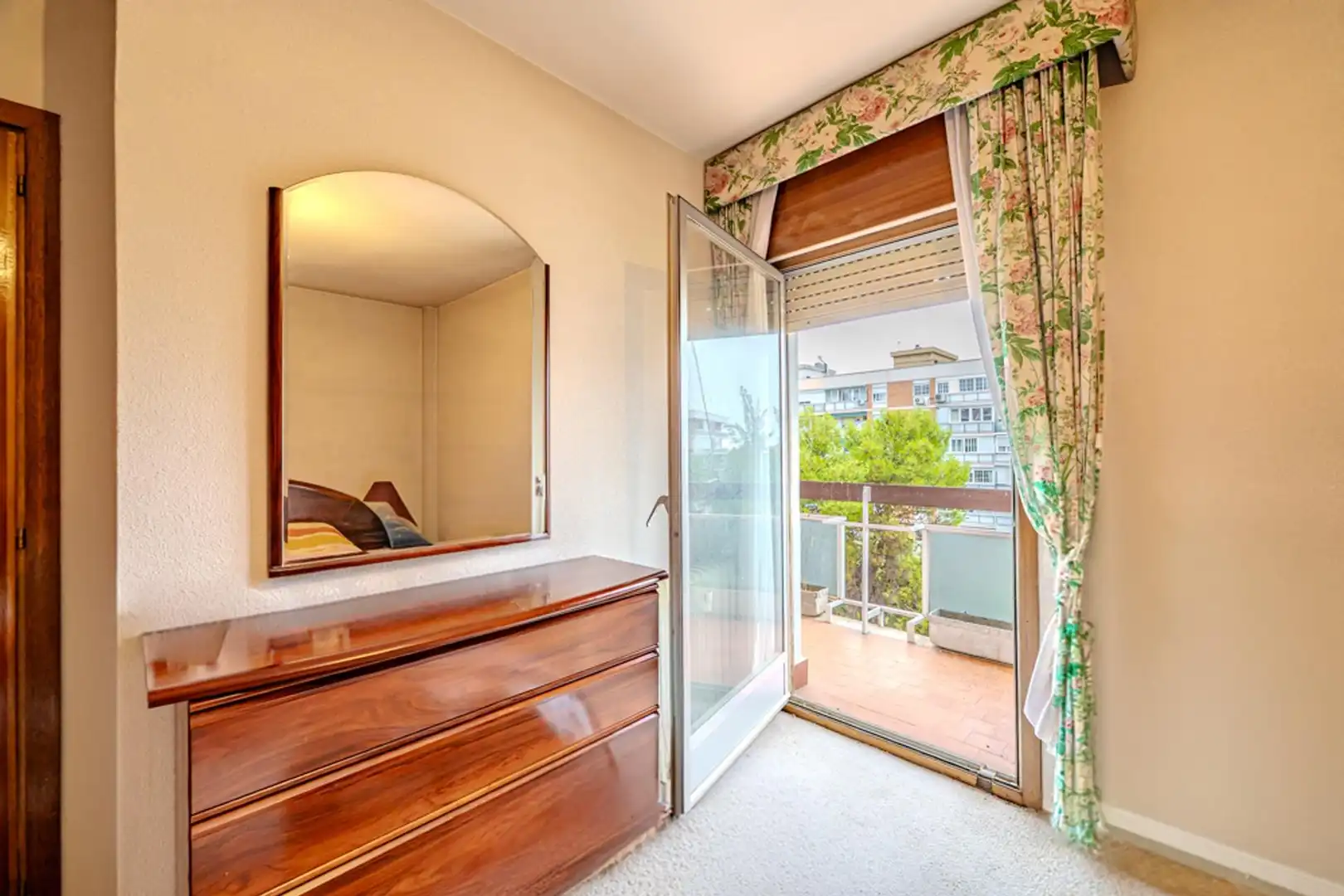 Habitación de Apartamento en venta en Hortaleza