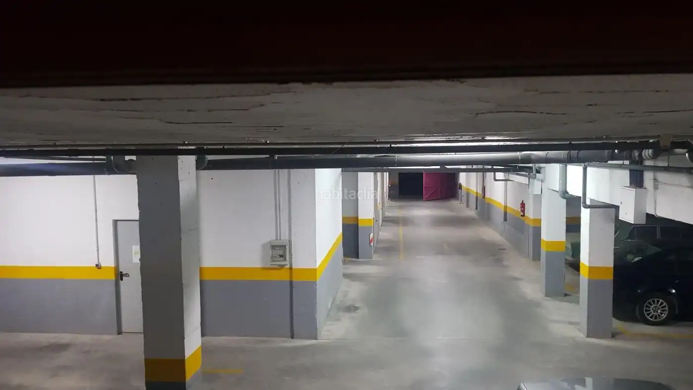 Parkplatz zur Miete in Calle Levante 16B, imagen 15