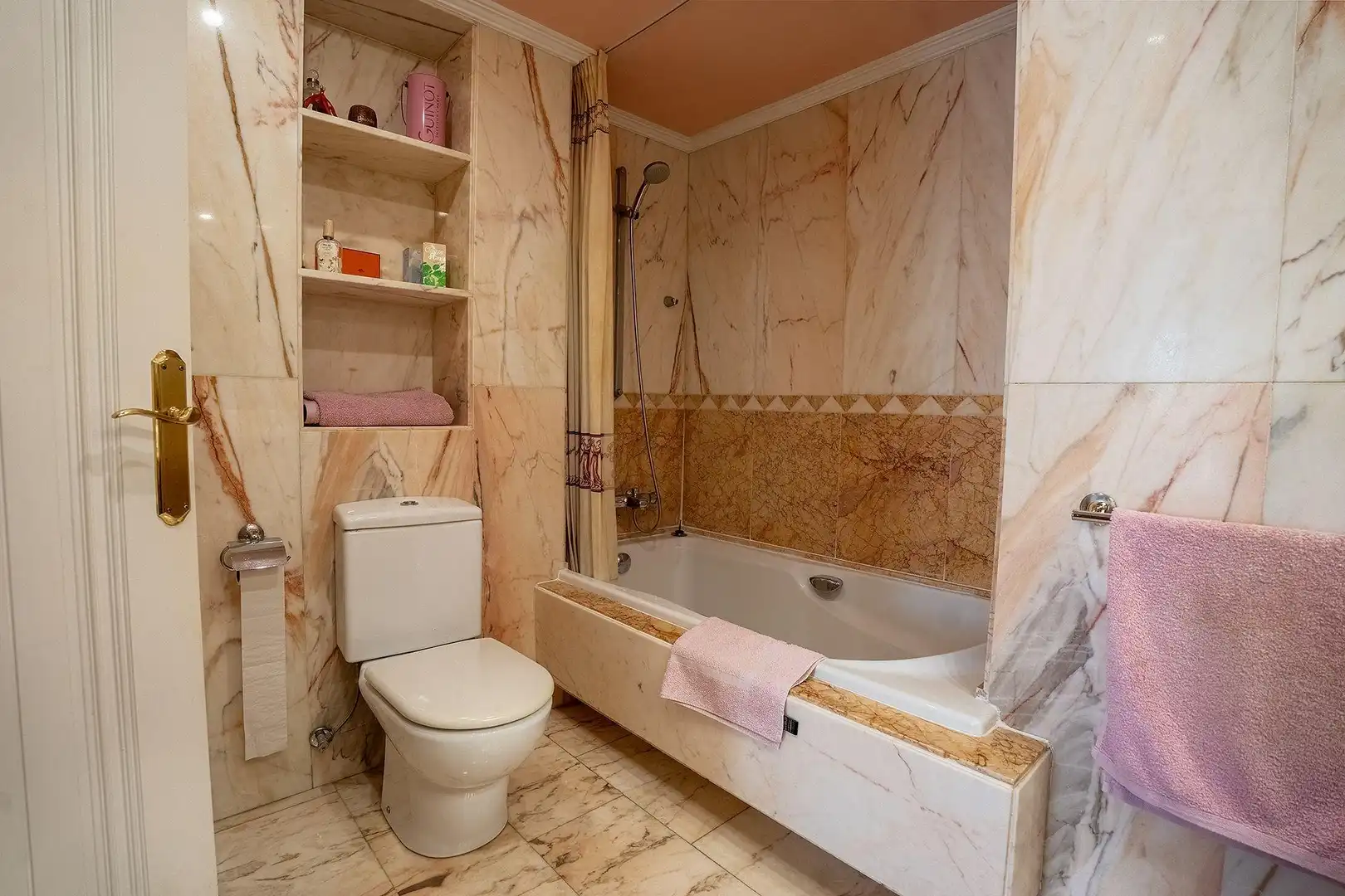 Baño de Piso en venta en Alicante / Alacant con Jardín privado y Trastero