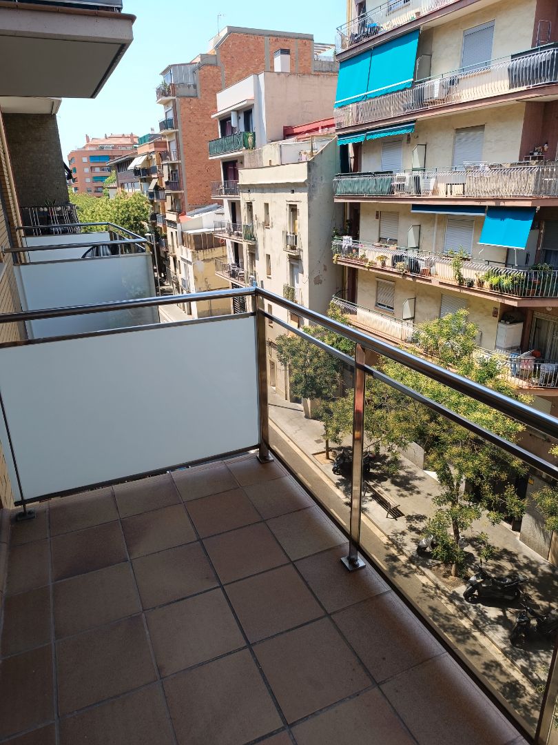 Terrassa de Pis de lloguer en  Barcelona Capital amb Aire condicionat, Calefacció i Parquet