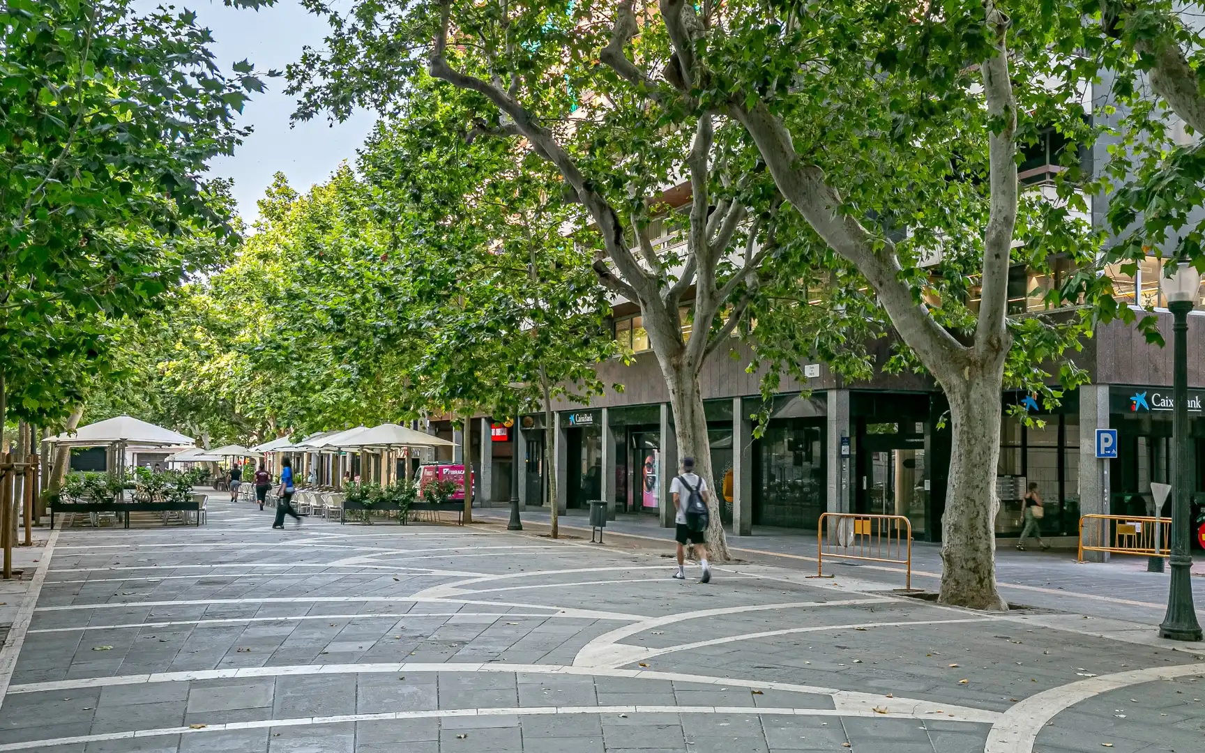 Piso en venta en Pere III, Centre - Passeig i Rodalies