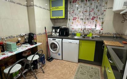 Kitchen of Flat for sale in Algeciras  with Air Conditioner