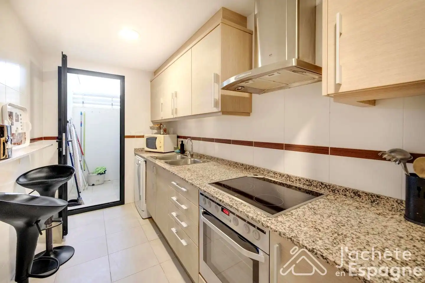 Cuina de Apartament en venda en San Jorge / Sant Jordi amb Aire condicionat, Terrassa i Traster