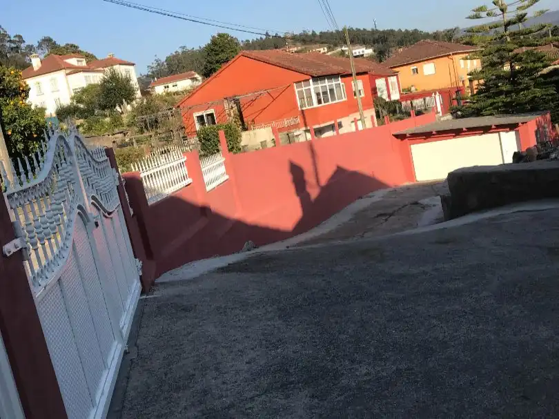 Parkplatz von Haus oder Chalet zur Miete in O Rosal   mit Heizung, Privatgarten und Terrasse