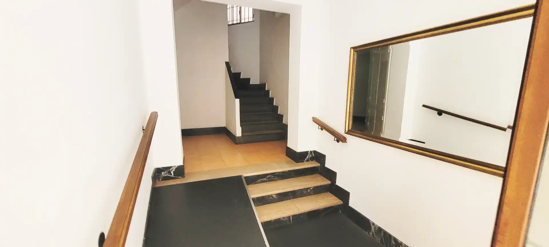 Pis en venda en Gijón  amb Calefacció i Parquet