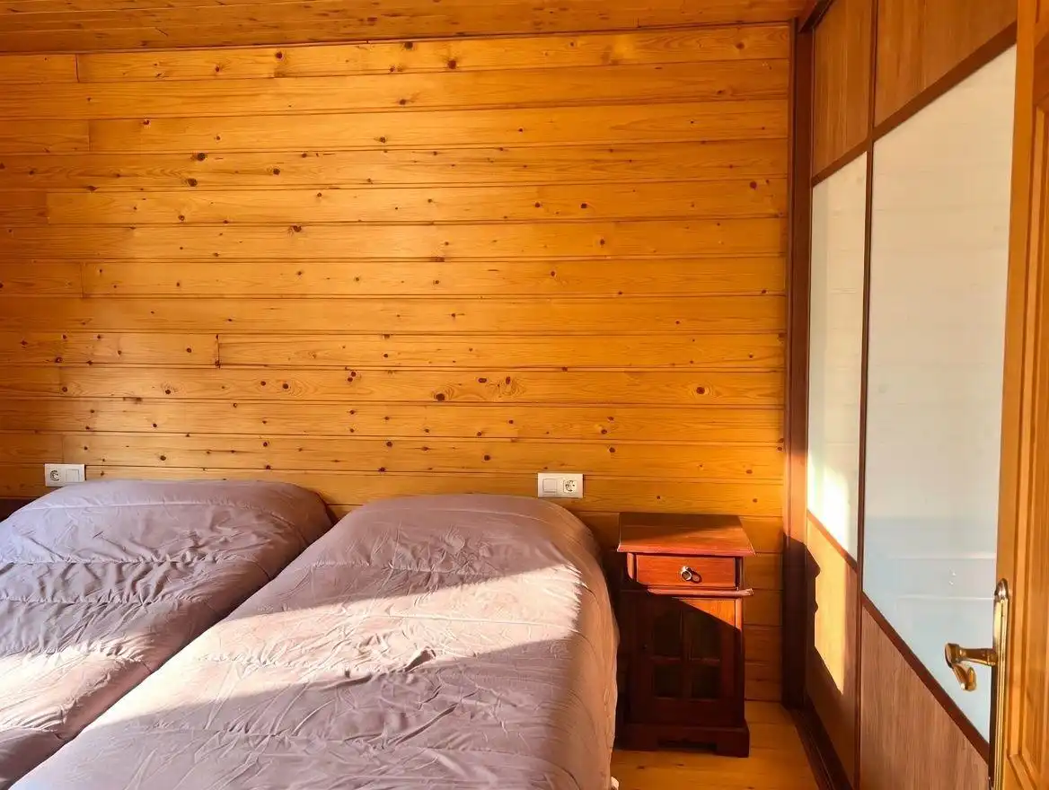 Dormitori de Finca rústica en venda en Prades amb Jardí privat, Parquet i Terrassa