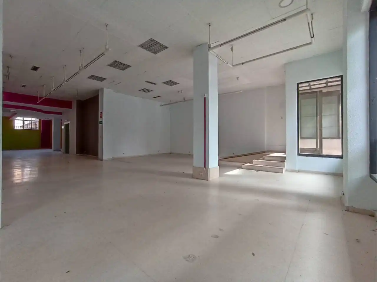 Business premises for sale in Calle Legión Española, imagen 18