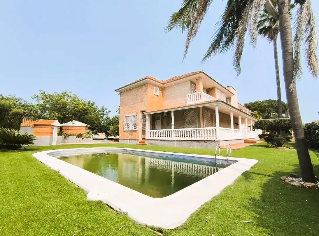 Chalet con terraza en venta en Dehesa - Monacilla, imagen 4