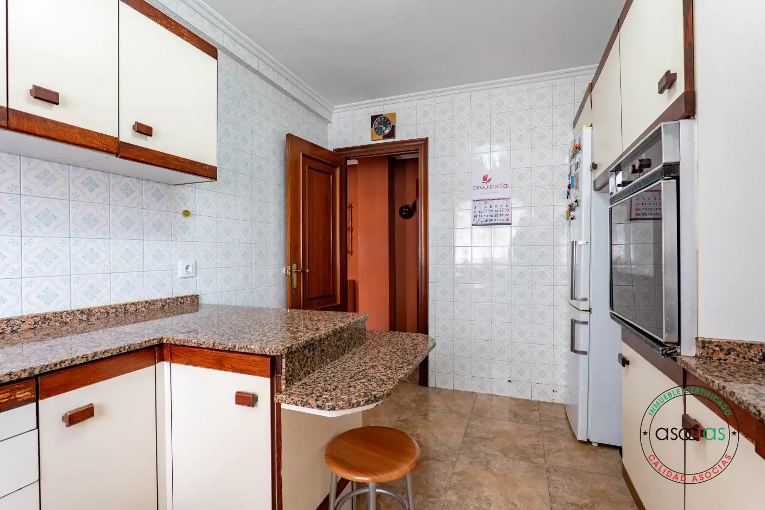 Cuina de Pis en venda en Gijón  amb Calefacció i Parquet