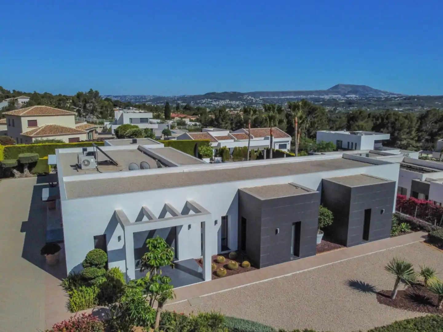 Vista exterior de Casa o xalet en venda en Jávea / Xàbia amb Aire condicionat, Calefacció i Jardí privat